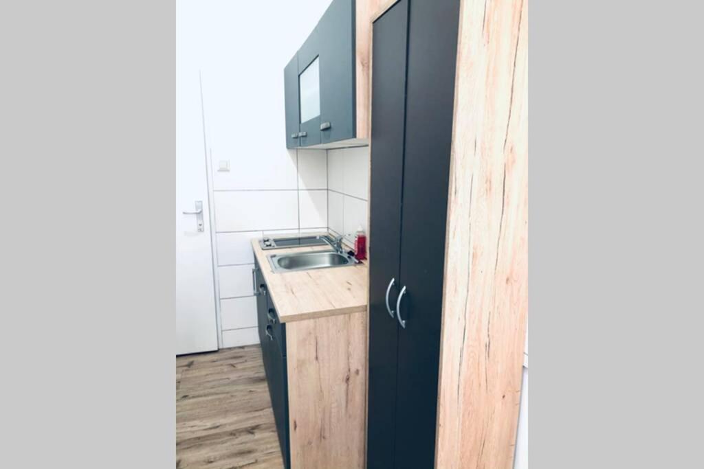 Gemuetliche Wohnung Wien Stadthalle Екстер'єр фото